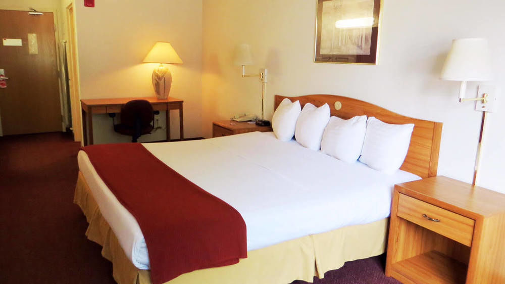 Peppermill Empress Inn Centralia Buitenkant foto